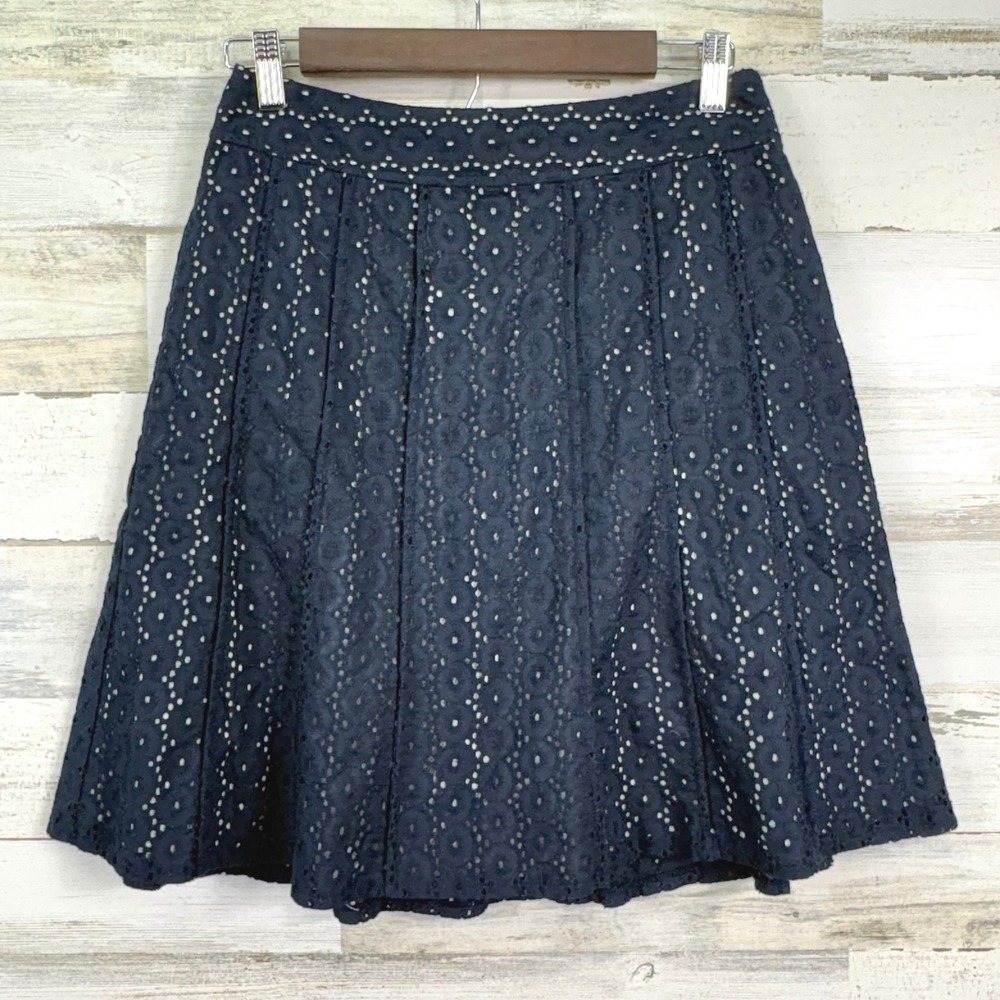Ann Taylor Petites‎ Navy Blue Cotton Eyelet A Line Ruffle Skirt Size 2P